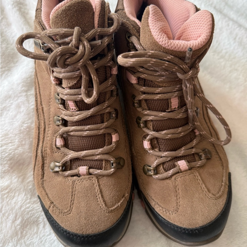 Sketcher Brown and Pink Hiking Boots size 7